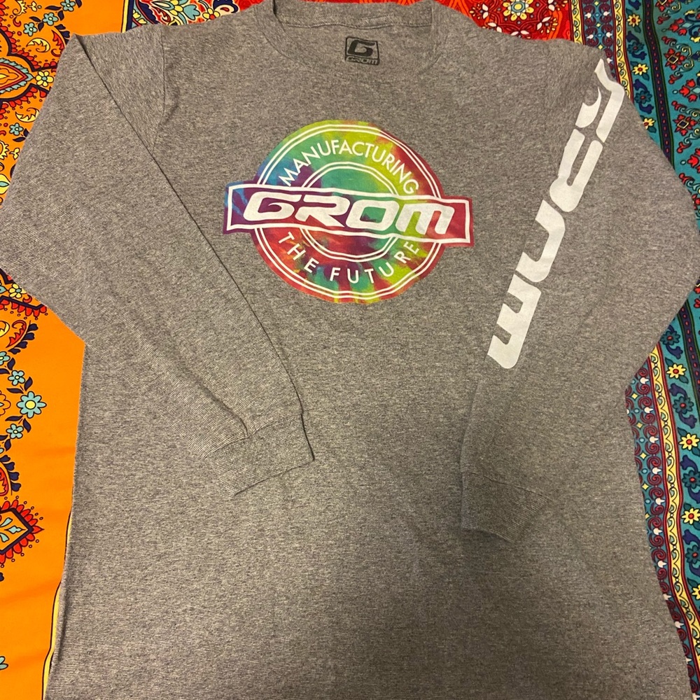 Grom surf/skate long sleeve tee